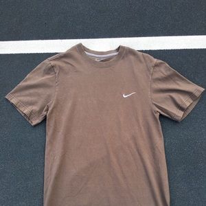 Embroidered Nike Check Swoosh brown t shirt